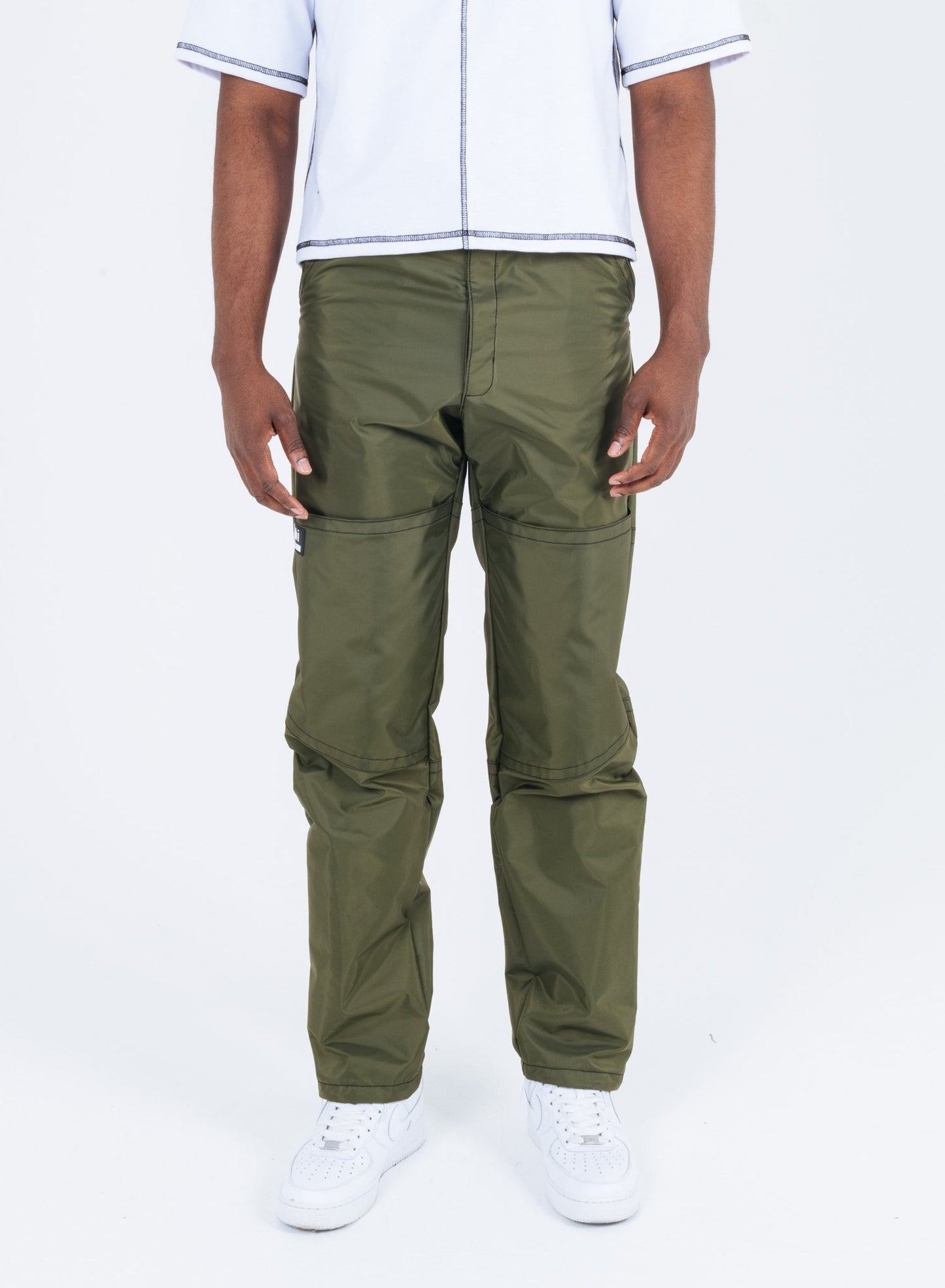 EXPECT RESISTANCE PANELED TROUSERS (NYLON)