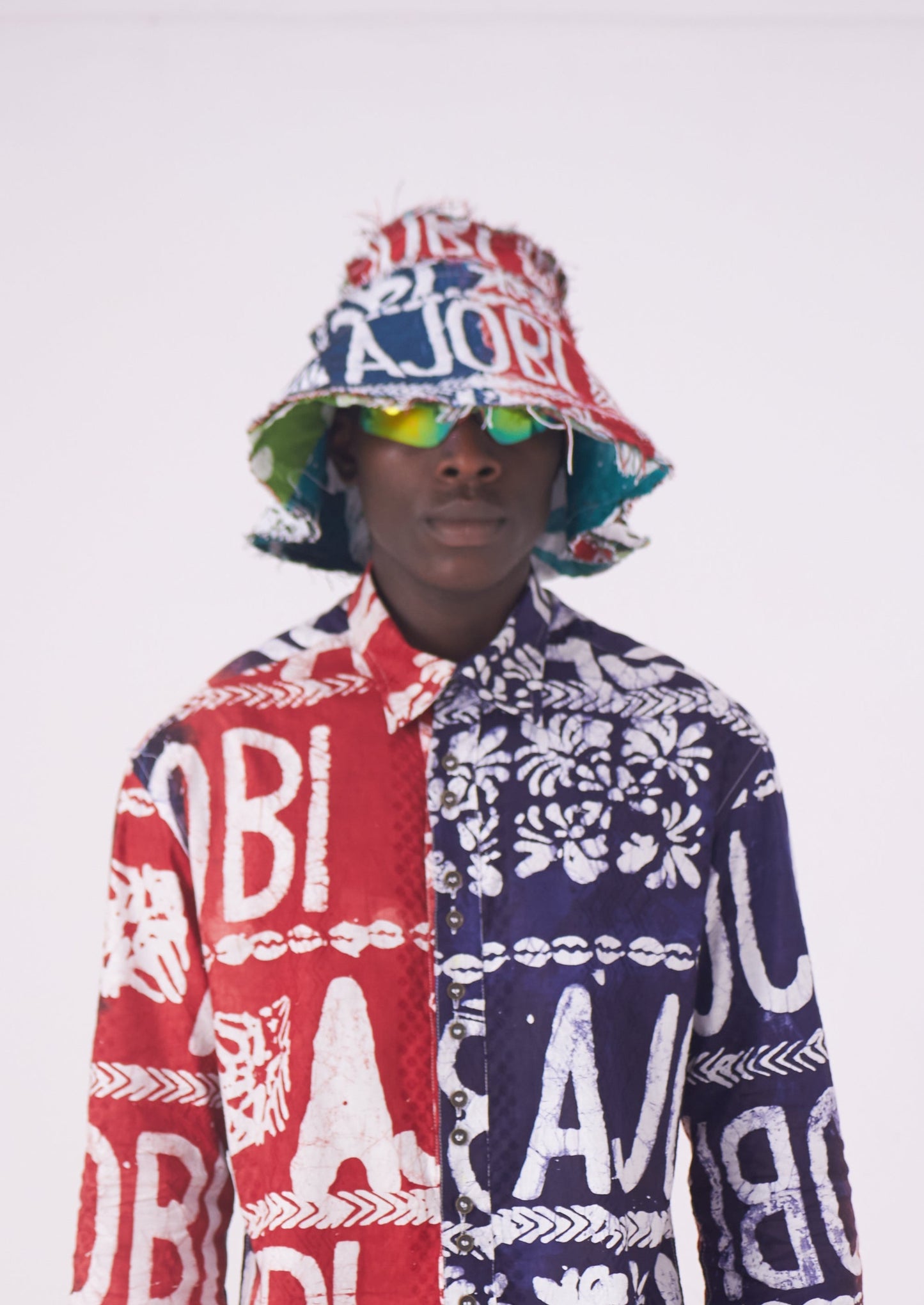 Alẹmọ Bucket Hat